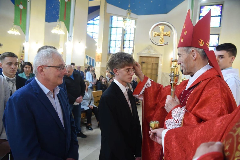 Bierzmowanie w parafii św. Heleny w Nowym Sączu 2024