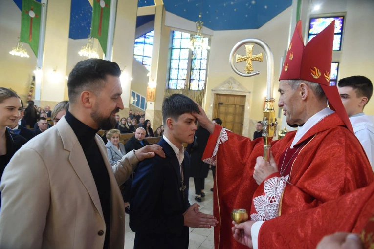 Bierzmowanie w parafii św. Heleny w Nowym Sączu 2024