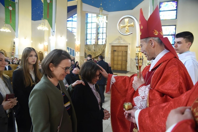 Bierzmowanie w parafii św. Heleny w Nowym Sączu 2024