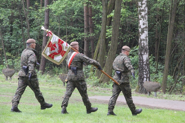 Góra Śmierci w 80. rocznicę likwidacji niemieckich obozów