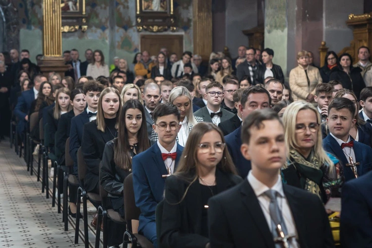 Bierzmowanie w Szczucinie 2024