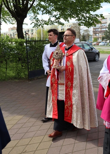 Rodzina Ulmów w sanktuarium Miłosierdzia Bożego