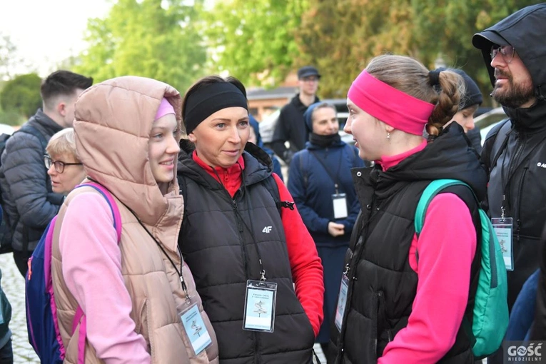 Pielgrzymka powołaniowa do Rokitna