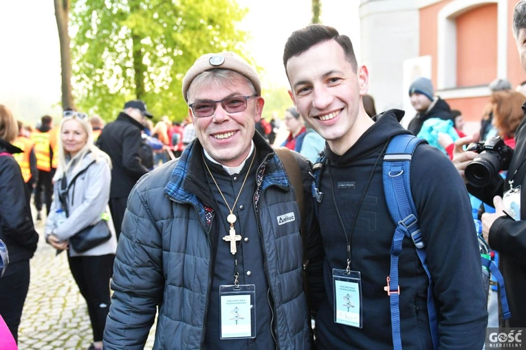 Pielgrzymka powołaniowa do Rokitna