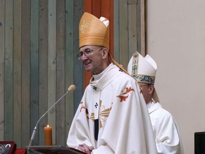 Kongres Eucharystyczny. Spotkanie z abp. Adrianem Galbasem 