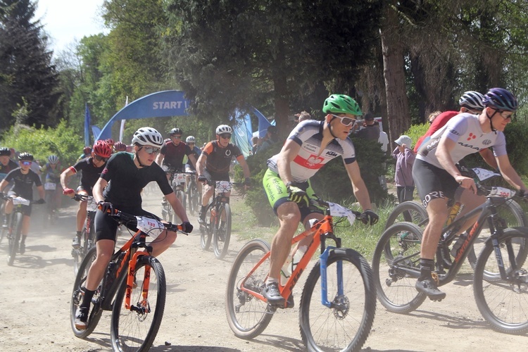 Henrykowski Maraton Rowerowy "Ora et Ride"