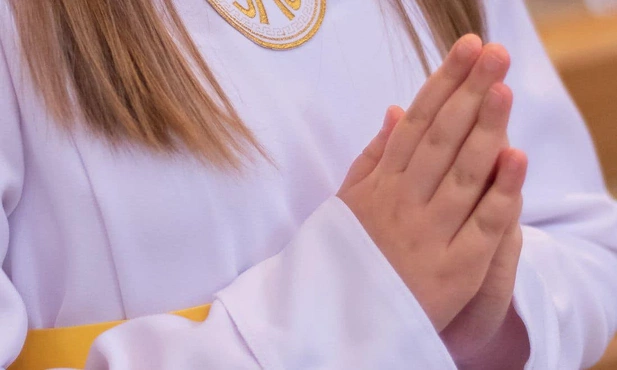 Jak one to przeżywają! Takie cuda u Matki Bożej 