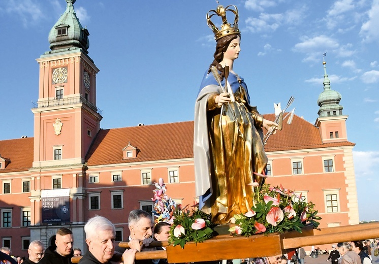 Procesja na Starówce została wznowiona w 2015 r. po 185 latach przerwy.