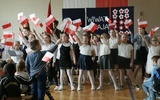 Akademia trzeciomajowa przygotowana przez uczniów Szkoły Podstawowej nr 20 w Lublinie.