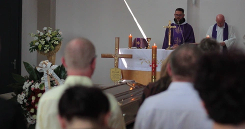 Legnica. Pogrzeb Grażyny Dynak