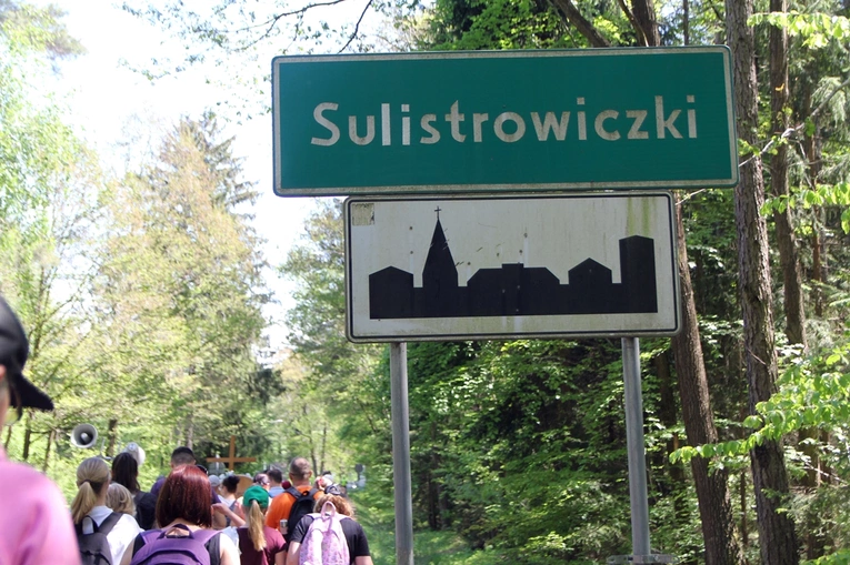 Piesza Pielgrzymka do sanktuarium Matki Bożej Dobrej Rady w Sulistrowiczkach