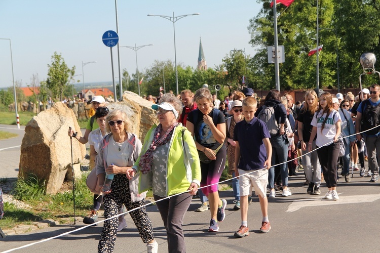 Piesza Pielgrzymka do sanktuarium Matki Bożej Dobrej Rady w Sulistrowiczkach