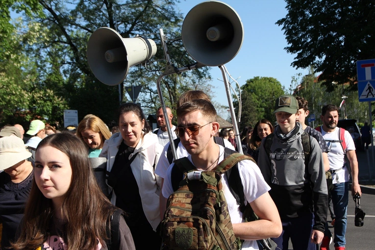 Piesza Pielgrzymka do sanktuarium Matki Bożej Dobrej Rady w Sulistrowiczkach