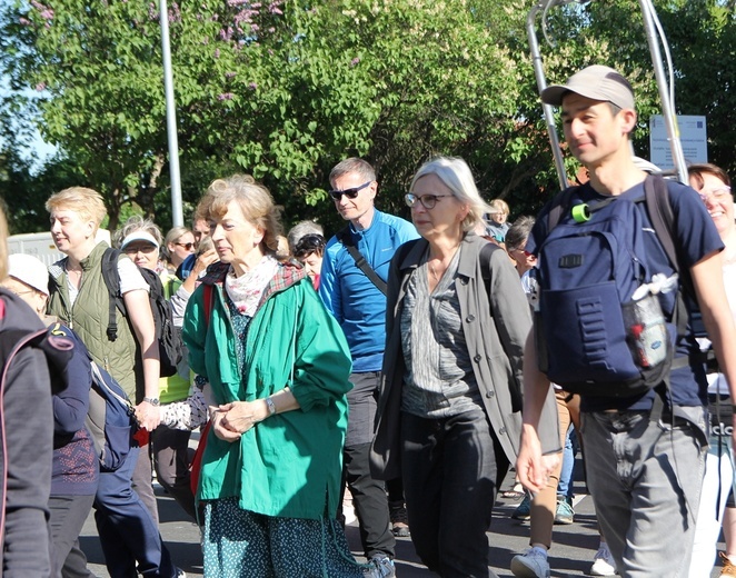 Piesza Pielgrzymka do sanktuarium Matki Bożej Dobrej Rady w Sulistrowiczkach