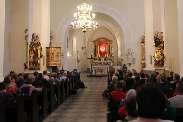 Piesza Pielgrzymka do sanktuarium Matki Bożej Dobrej Rady w Sulistrowiczkach