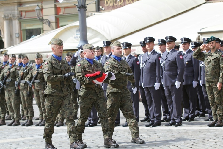 Dzień Flagi Rzeczypospolitej Polskiej we Wrocławiu