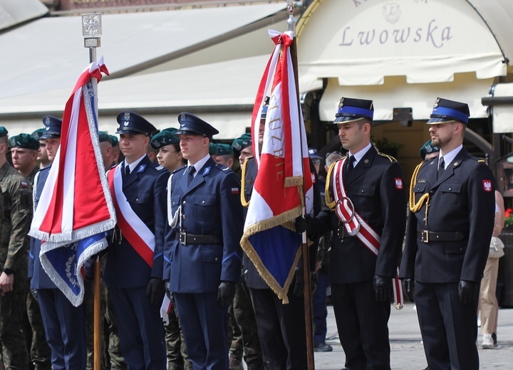 Dzień Flagi Rzeczypospolitej Polskiej we Wrocławiu