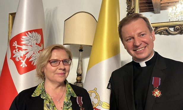 Złoty Krzyż Zasługi dla włoskiej dziennikarki i kierownika sekcji polskiej Vatican News 