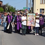 Pielgrzymka młodzieży do Piotrawina