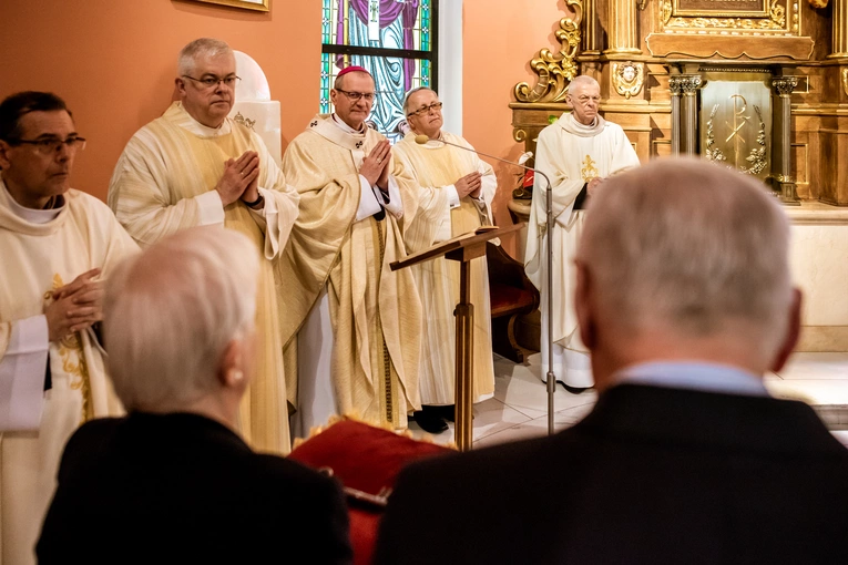 Rekonsekracja gdyńskiej bazyliki
