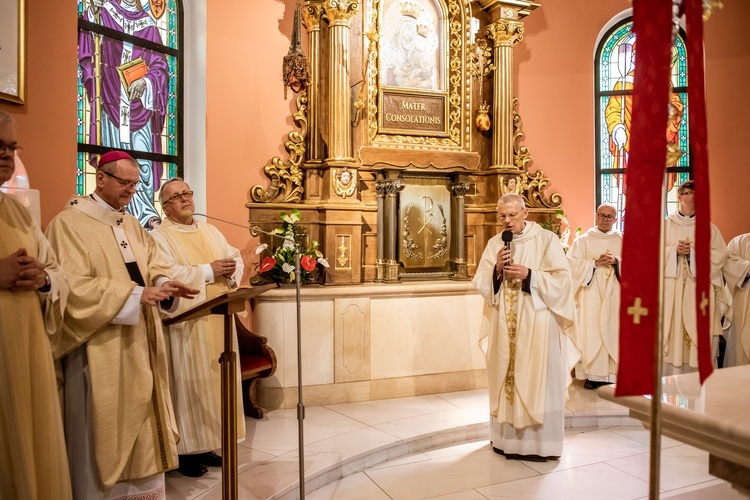 Rekonsekracja gdyńskiej bazyliki