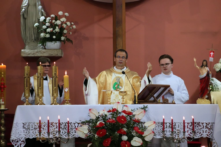 Uroczystości majowe w parafii pw. św. Józefa Rzemieślnika we Wrocławiu