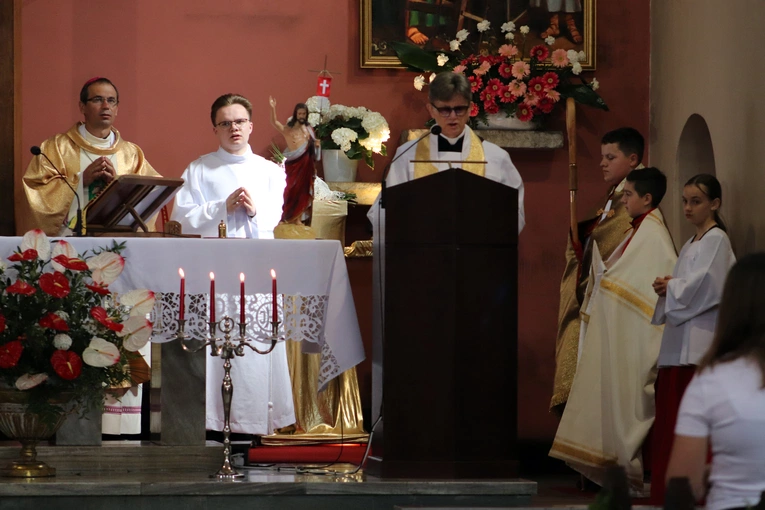 Uroczystości majowe w parafii pw. św. Józefa Rzemieślnika we Wrocławiu