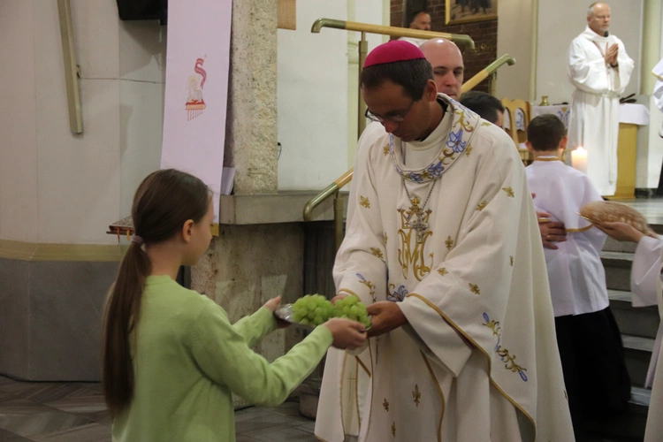 Odpust ku czci Matki Bożej Łaskawej w kościele franciszkanów