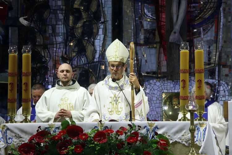 Odpust ku czci Matki Bożej Łaskawej w kościele franciszkanów