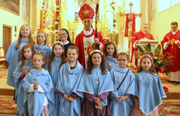 Uszew. 200 lat od konsekracji kościoła