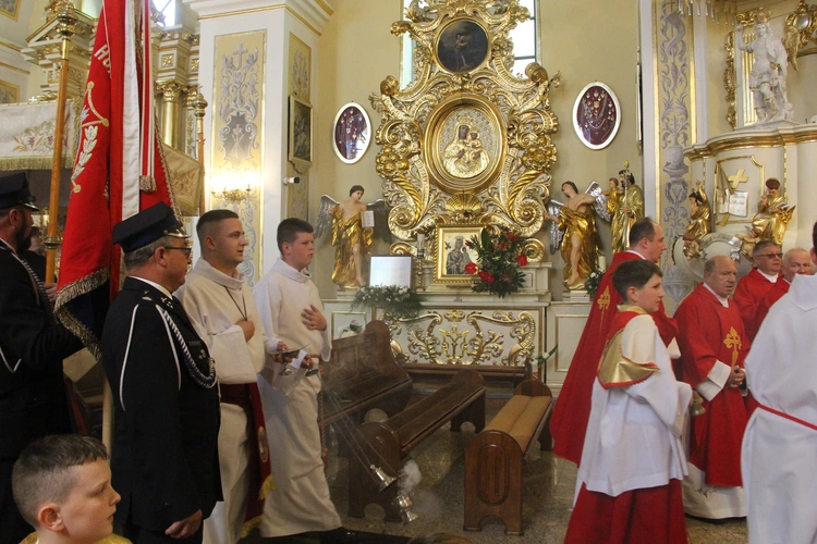 Uszew. 200 lat od konsekracji kościoła