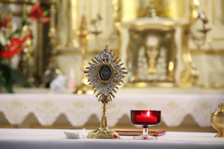 Uszew. 200 lat od konsekracji kościoła