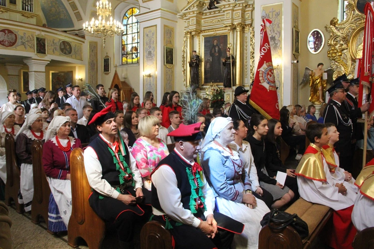 Uszew. 200 lat od konsekracji kościoła