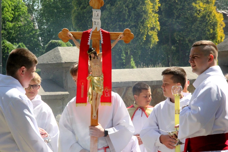 Uszew. 200 lat od konsekracji kościoła