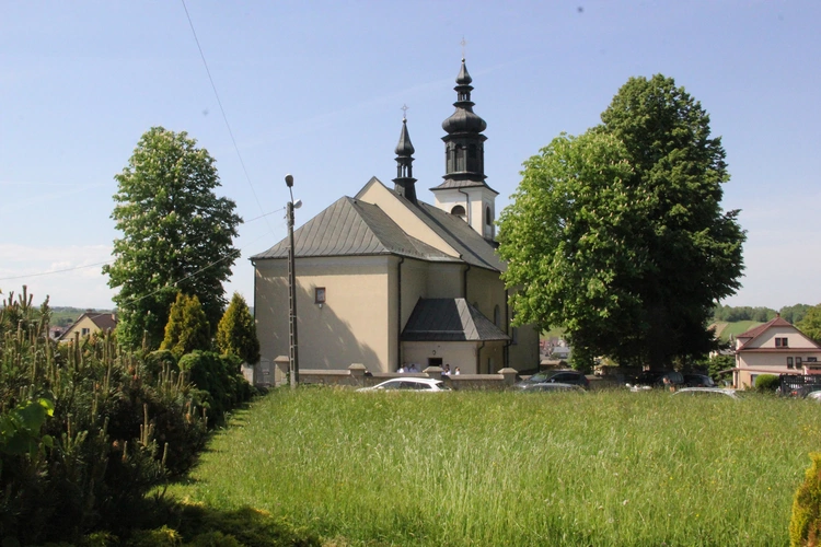 Uszew. 200 lat od konsekracji kościoła