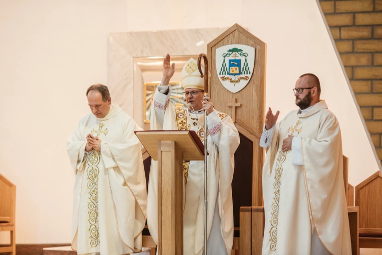 Poświęcenie konfesjonałów u bł. Doroty