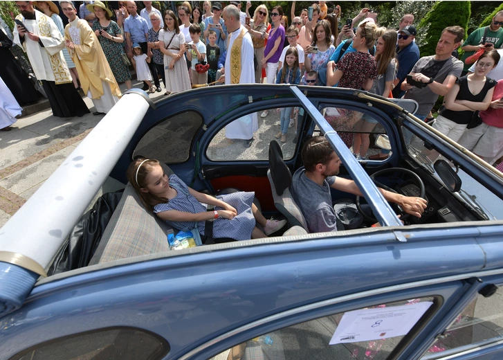 Autosacrum 2024