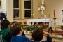 Dzieci nie tylko chętnie uczestniczyły w zabawach, grupach dzielenia, ale także w adoracji Najświętszego Sakramentu.
