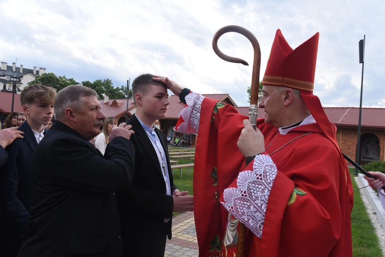 Bierzmowanie w Szczepanowie 2024
