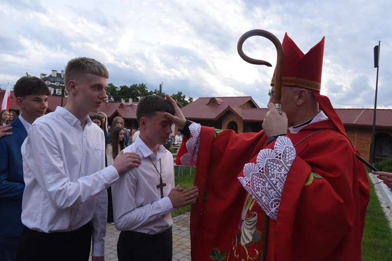 Bierzmowanie w Szczepanowie 2024