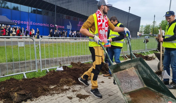 Katowice. Protest rolników w trakcie Europejskiego Kongresu Gospodarczego