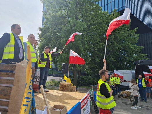 Protest rolników 1. dnia Europejskiego Kongresu Gospodarczego w Katowicach