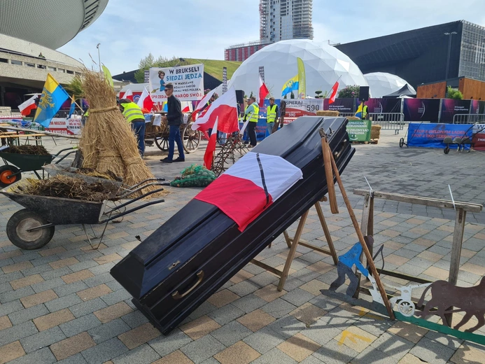 Protest rolników 1. dnia Europejskiego Kongresu Gospodarczego w Katowicach