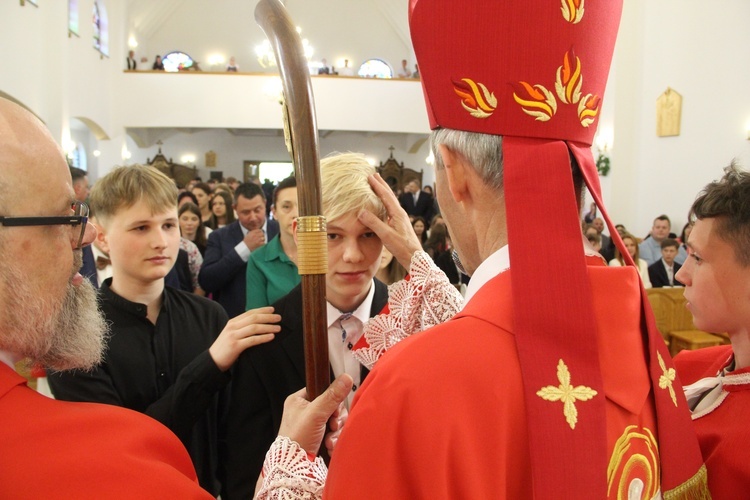 Bierzmowanie w Białej Niżnej 2024