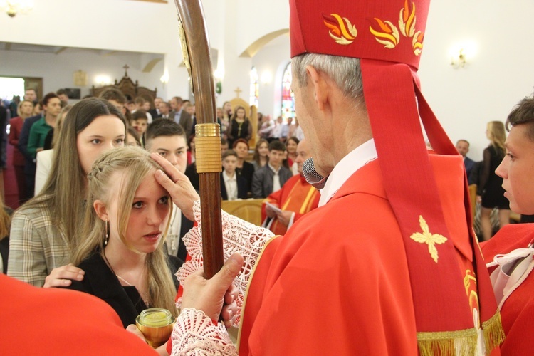 Bierzmowanie w Białej Niżnej 2024