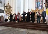 Międzyreligijna modlitwa w bazylice Mariackiej za władze miasta