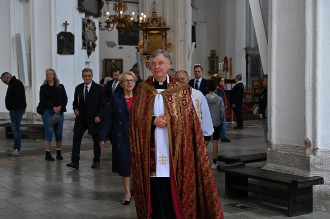 Modlitwa za radnych i władze Gdańska w bazylice Mariackiej