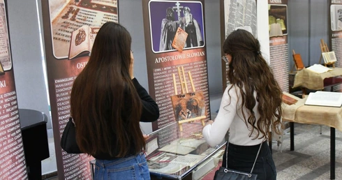 Wystawa o Biblii w Zielonej Górze