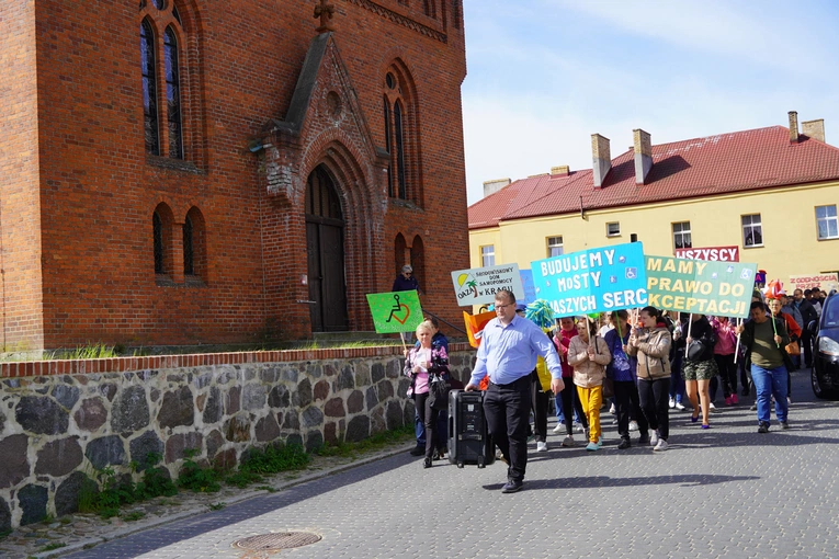 Rozpoczęli Mszą Świętą i wyruszyli 