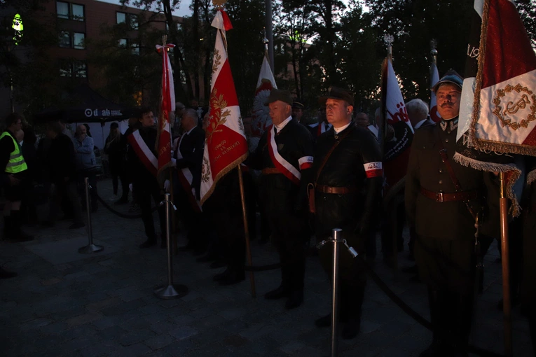 Odsłonięcie pomnika Żołnierzy Wyklętych we Wrocławiu